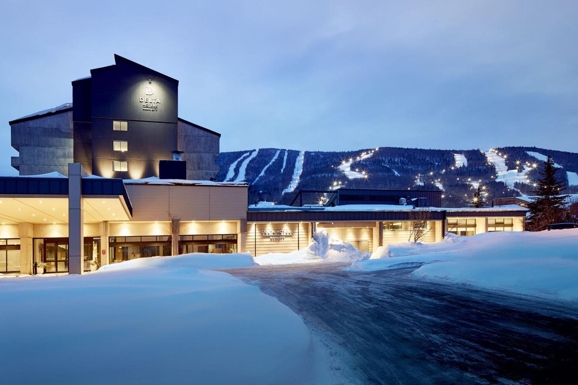 Delta Hotels By Marriott Mont Sainte-Anne, Resort & Convention Center Beaupré Exterior foto